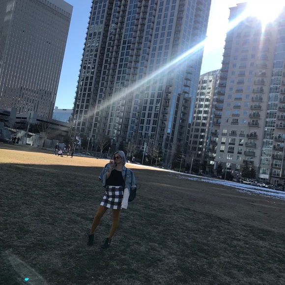 Meet your Posher, Emily - Picture 4 of 4